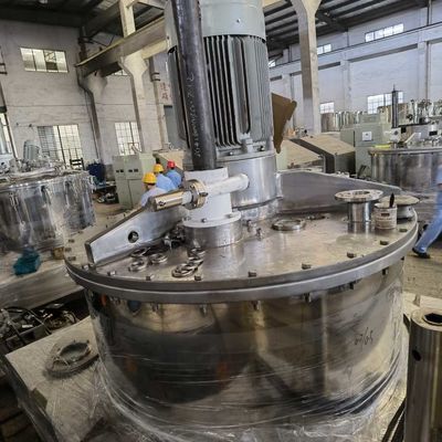 Вертикальная 900rpm вытекание снизу центрифуга 620kg для душистых веществ
